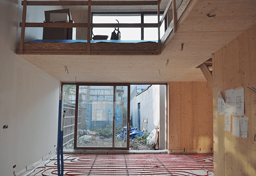 Snel en ecologisch bouwen met CLT Snel en ecologisch bouwen met CLT